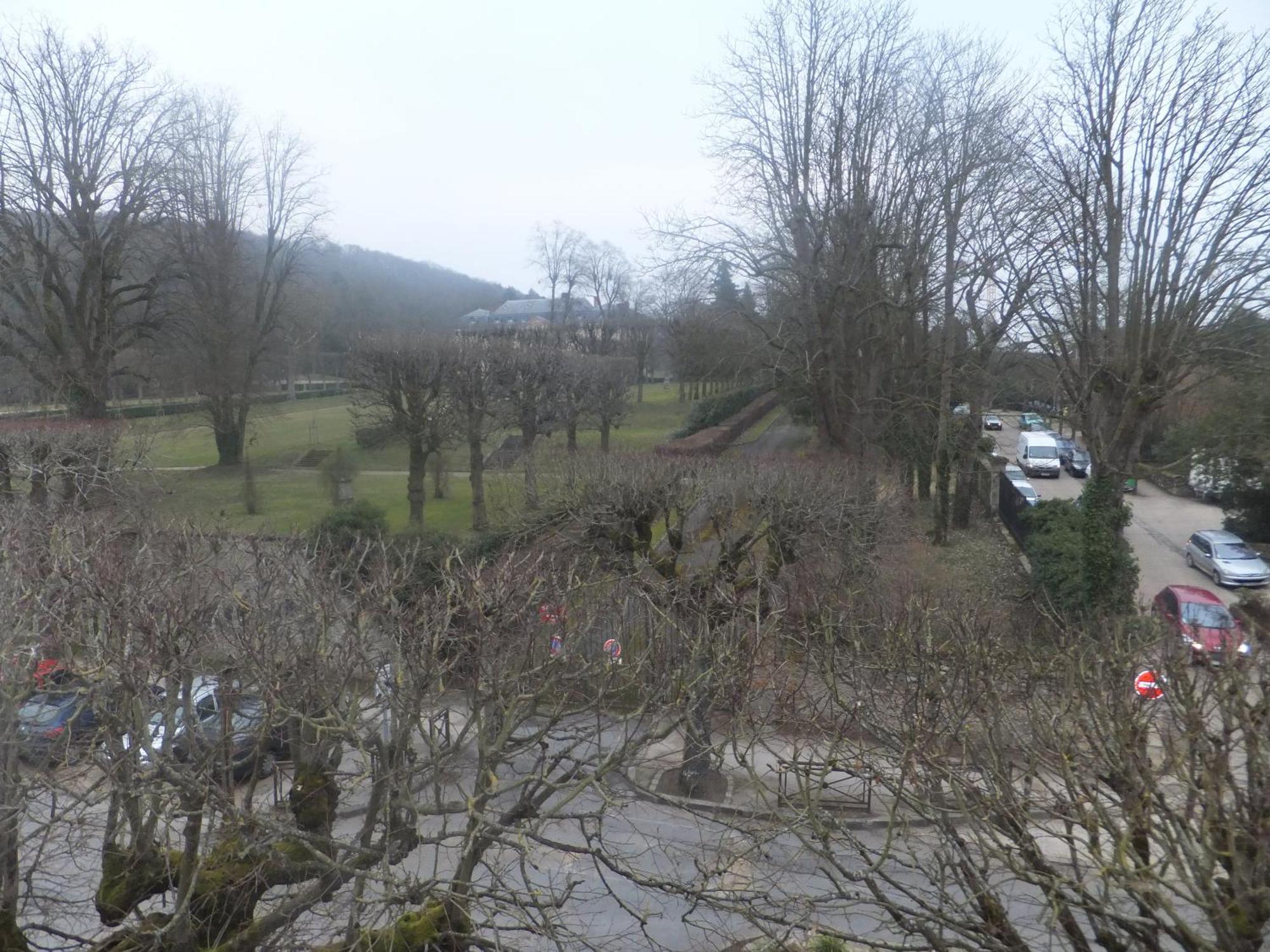 Hotel Le Village Gif-sur-Yvette Esterno foto
